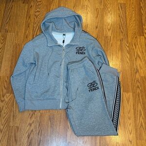 Unisex two piece set